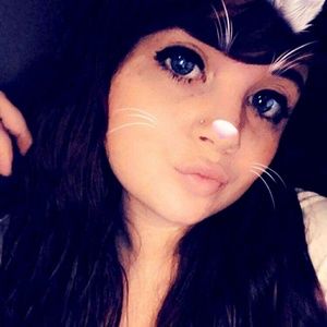 Meet your Posher, Georgia